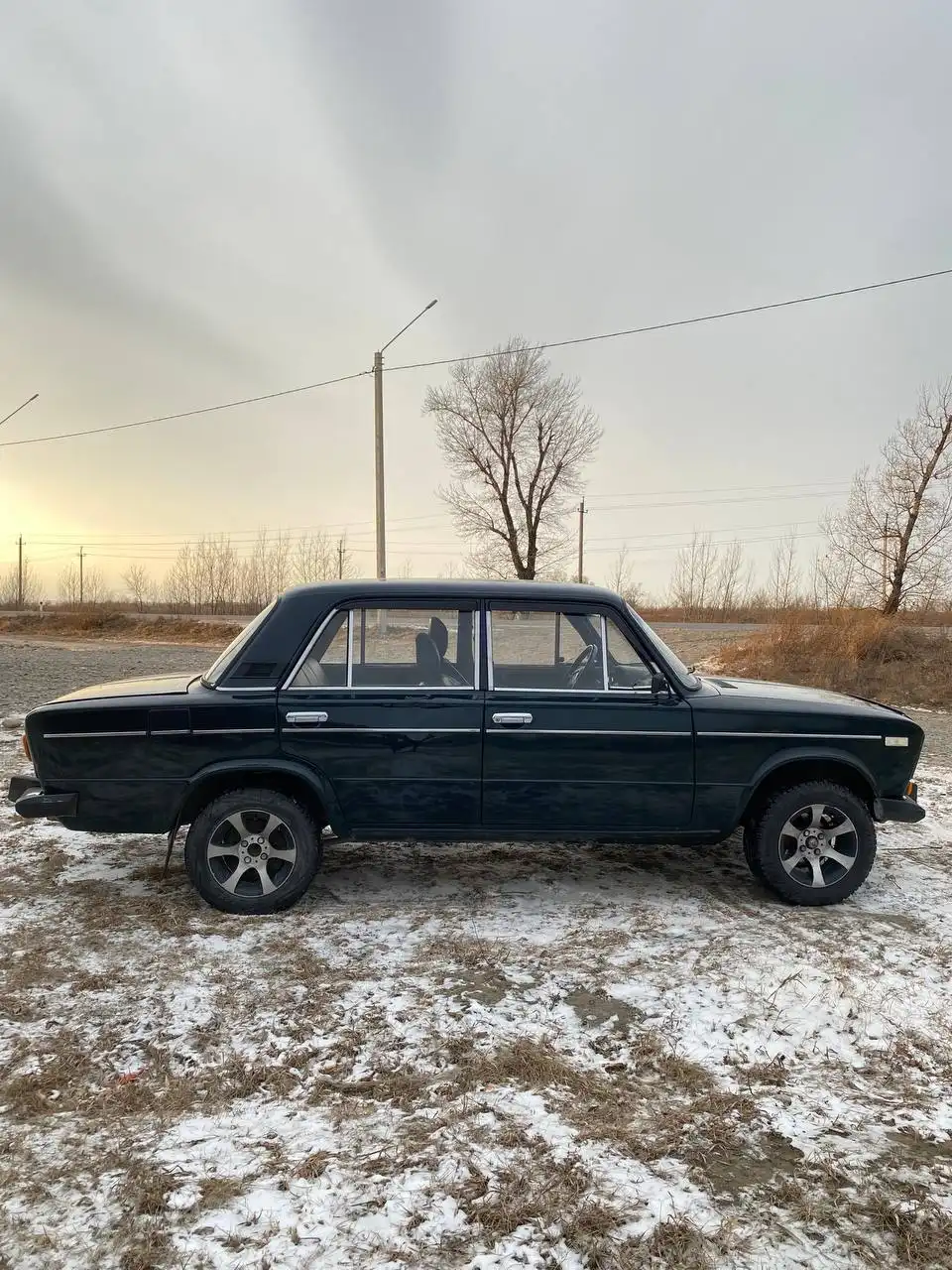 Автомобиль 2004 года на полном ходу - Авто в Абакан