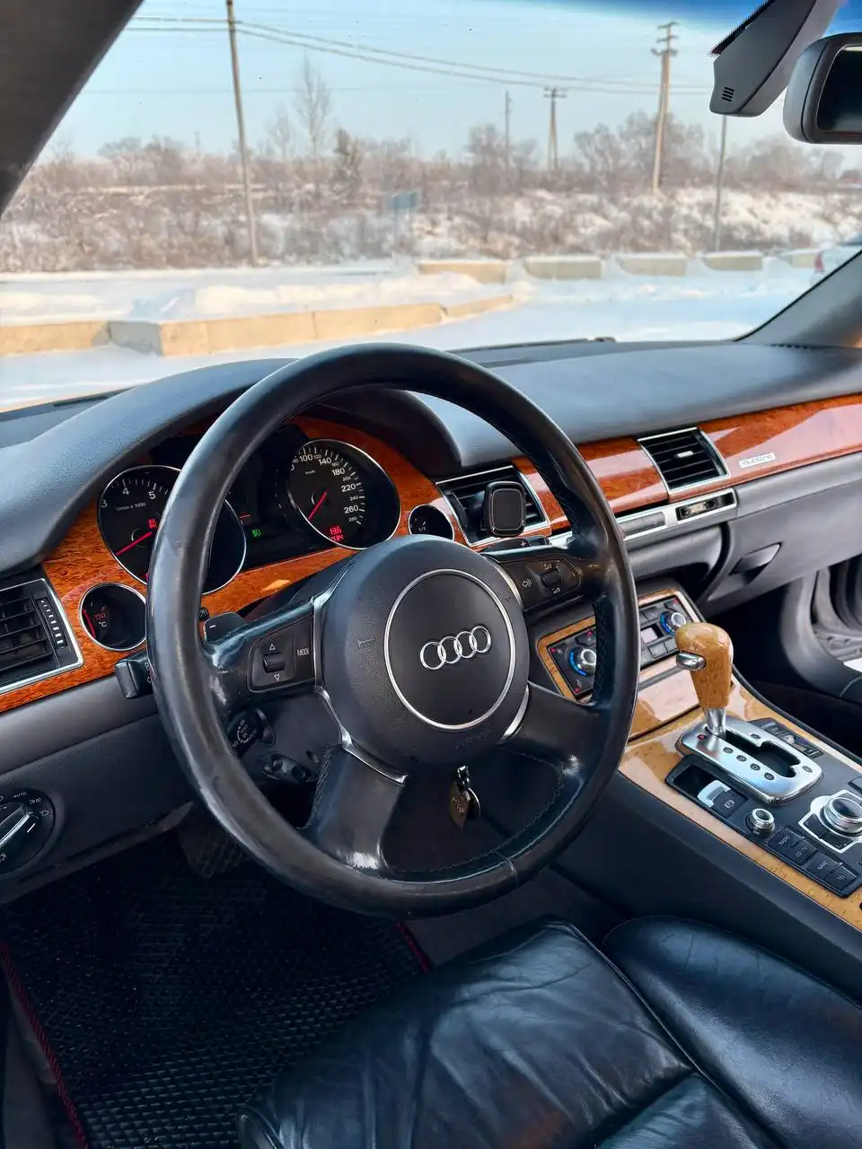 Продажа Audi A8 2004 года - Легковые автомобили (Авто) в Абакан