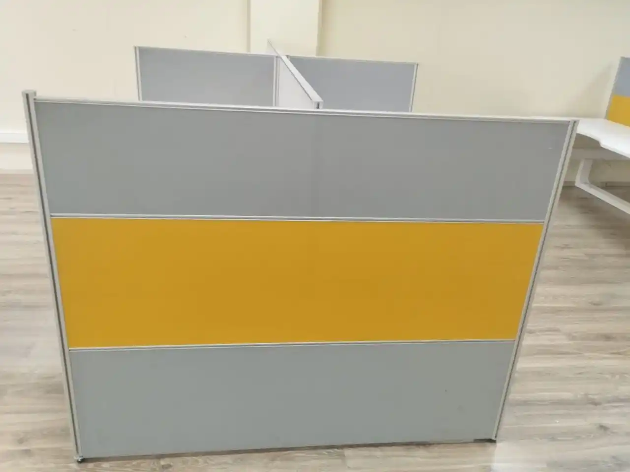 Продам переговорные столы для open space