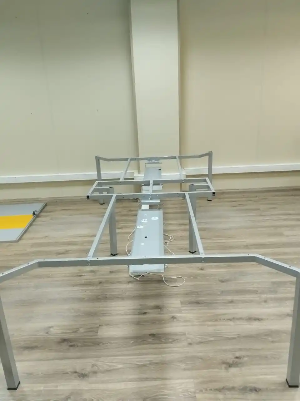 Продам переговорные столы для open space