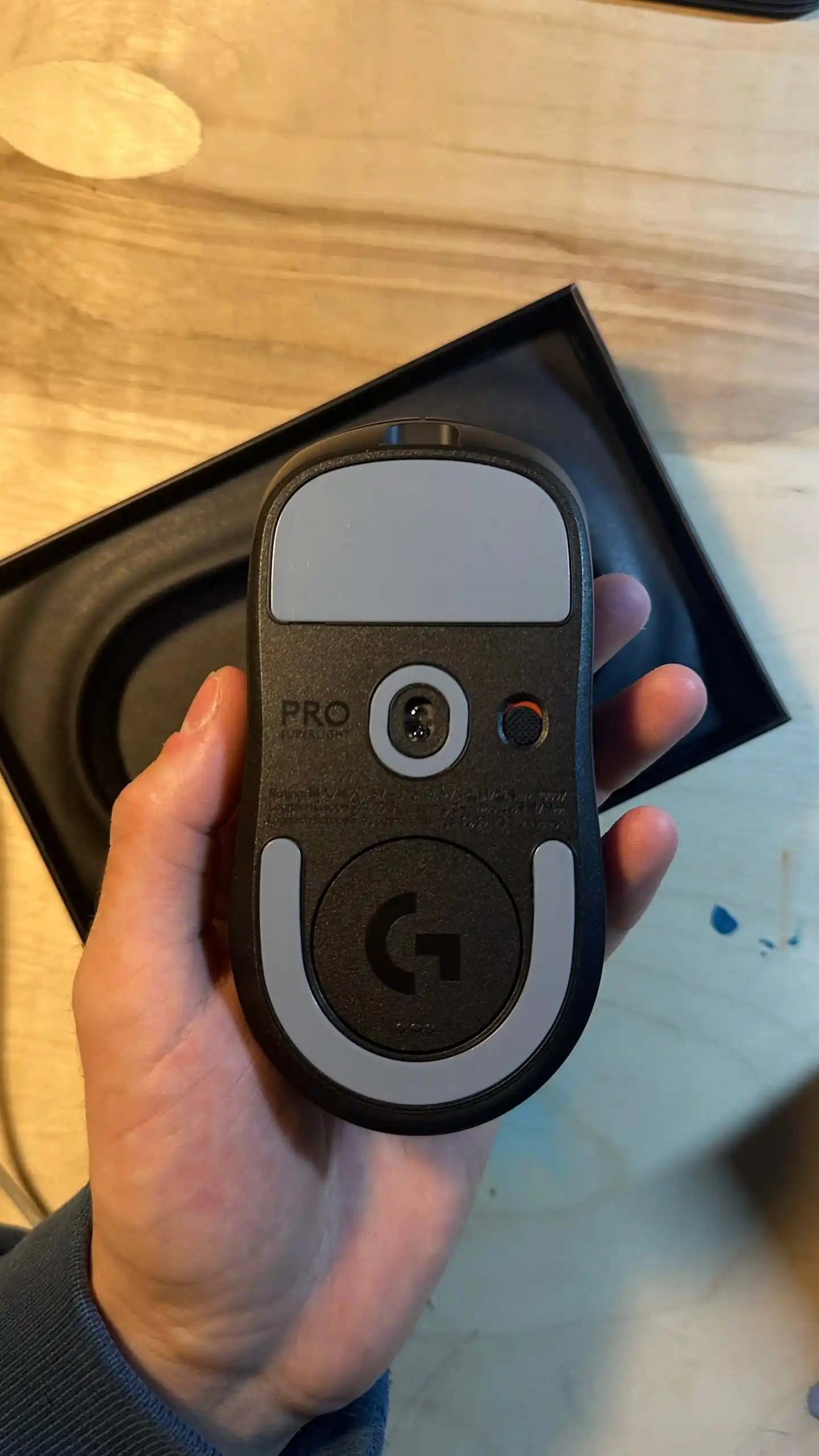 Продам мышку суперлайт 2 для игр