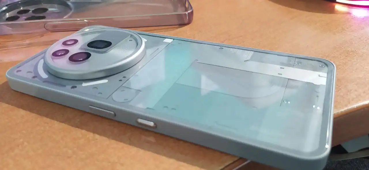 Продажа Nothing Phone 3a Pro