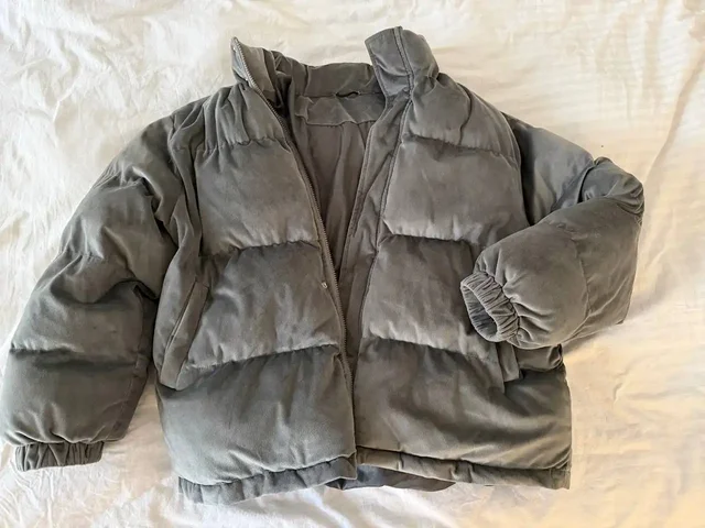 Пуховик зимний оверсайз М/Л - Одежда в Москва