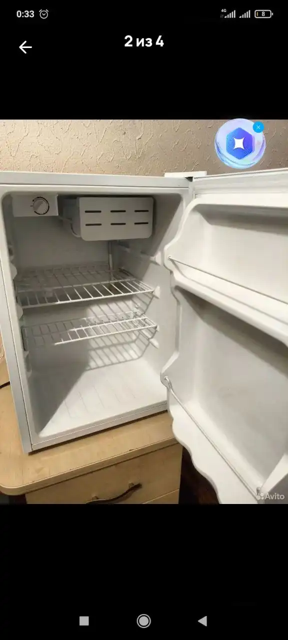Продам маленький холодильник