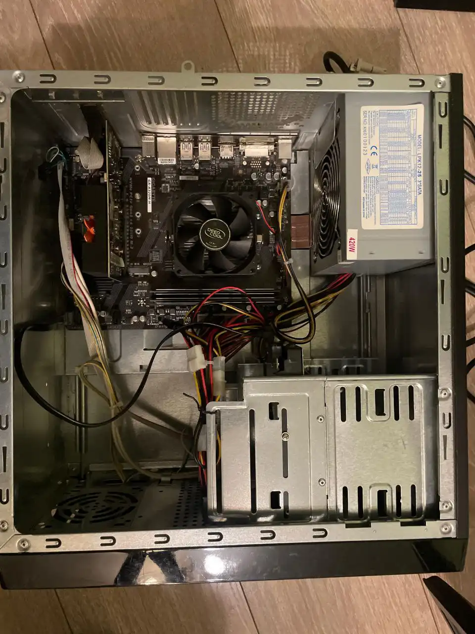 Продам компьютер с монитором ASUS 23.6 дюйма