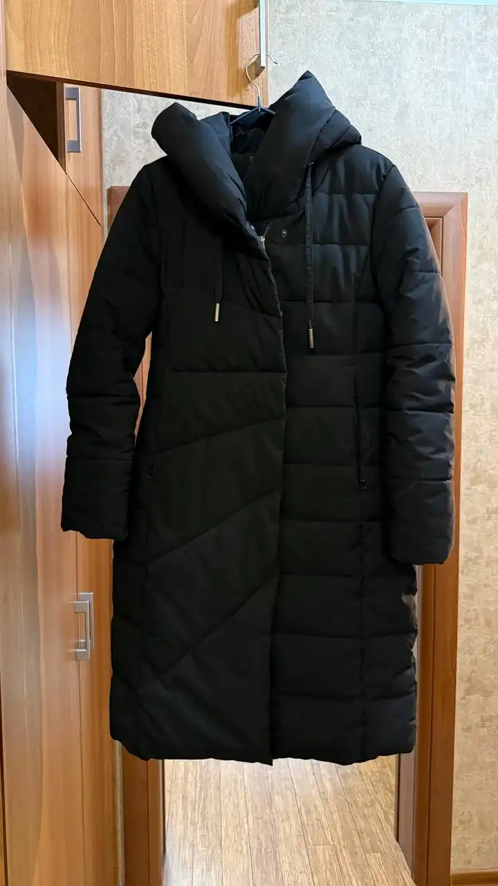 Продам женское пальто и угги