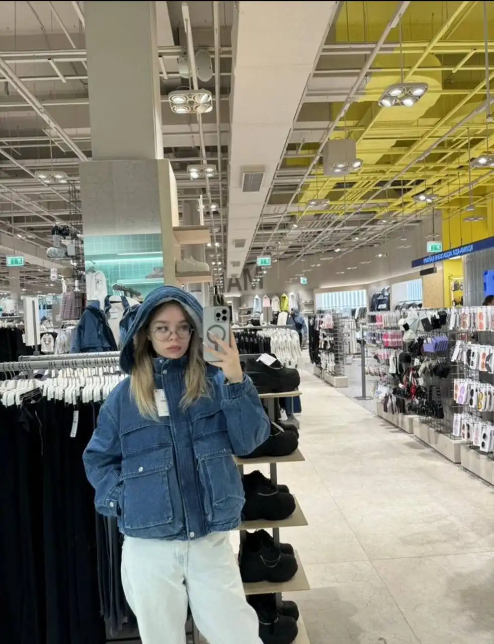 Джинсовая куртка Bershka размер 42