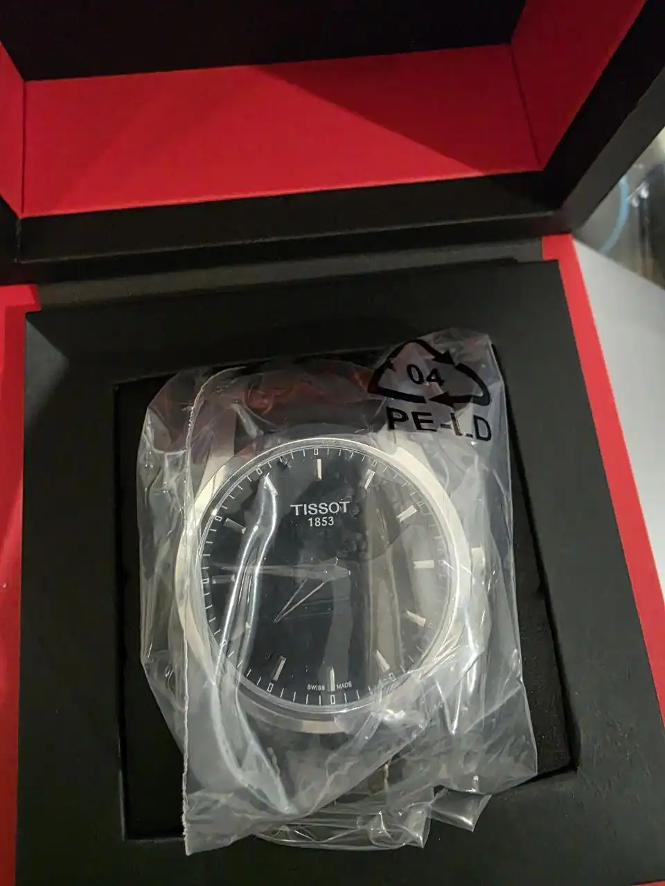 Мужские часы Tissot T0354461605102