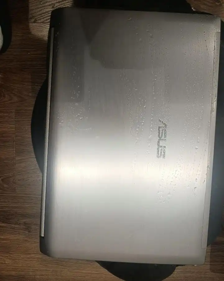 Продажа двух ноутбуков