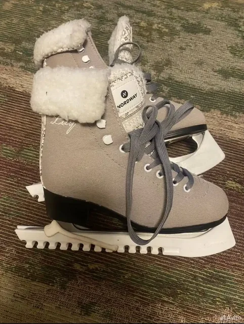 Коньки женские б/у 35 размер - частное объявление в Москва