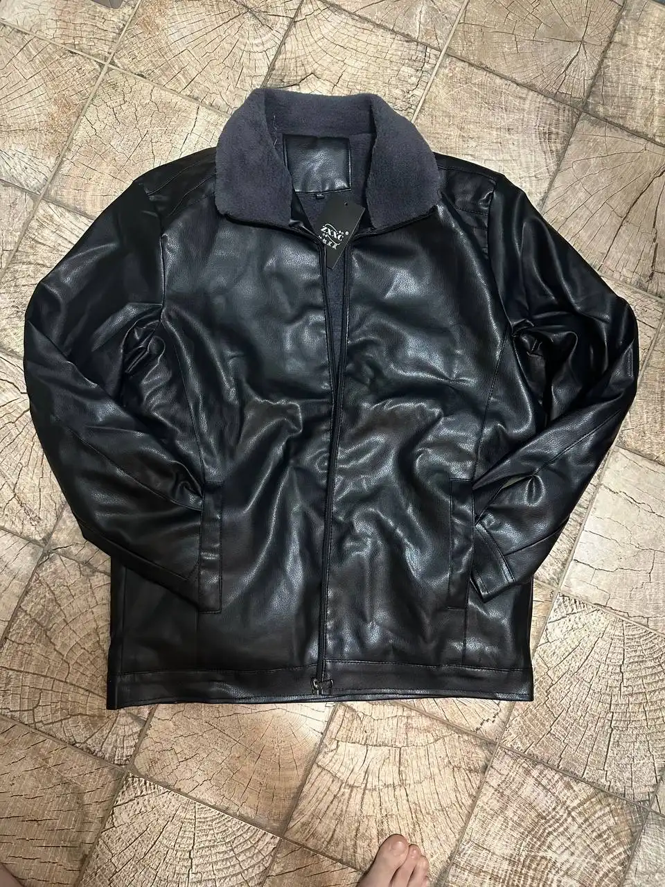 Мужская кожаная куртка 50/52