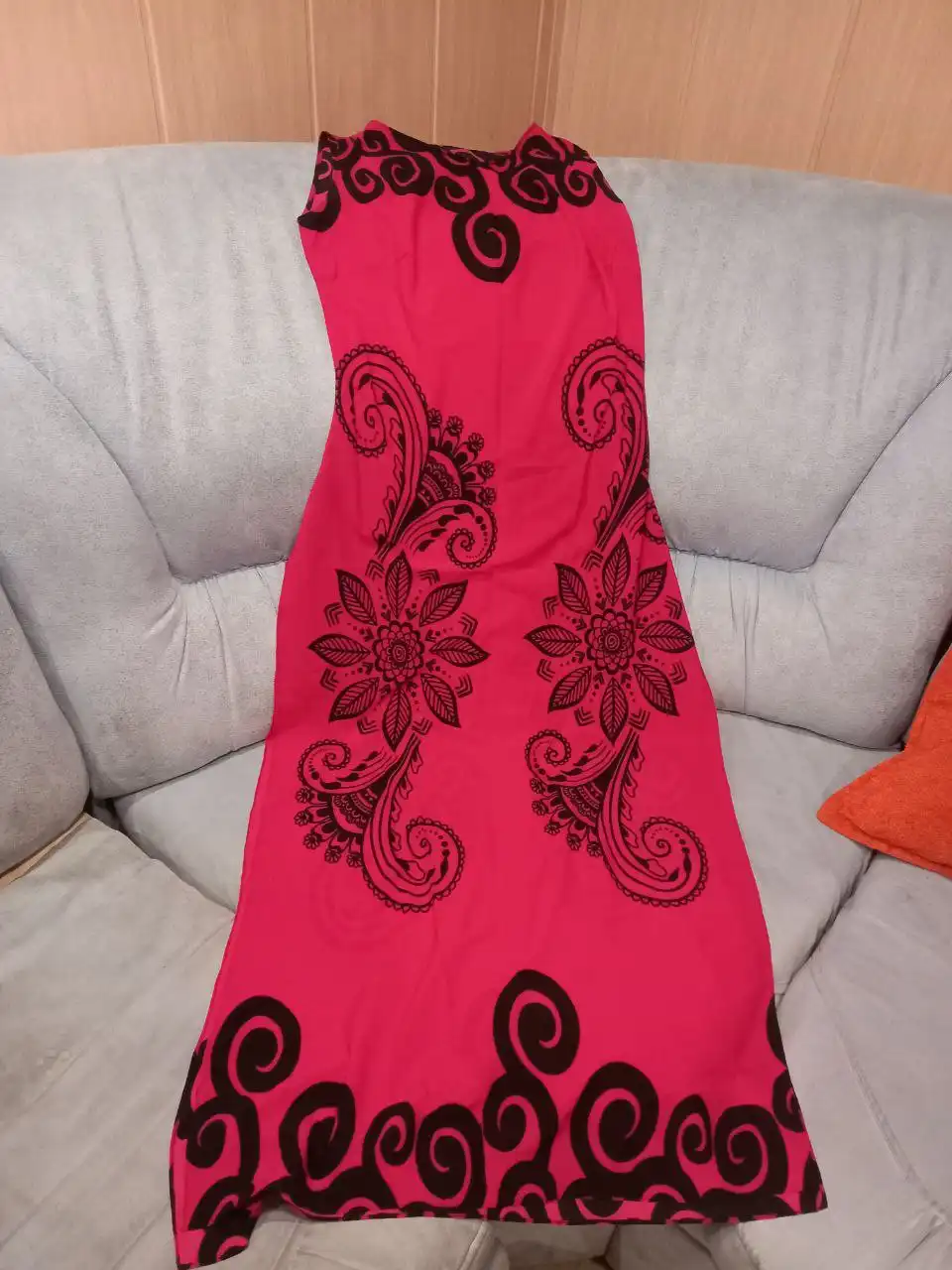 Продажа костюма и туник размера 44-46 - Женская одежда (Одежда) в Москва