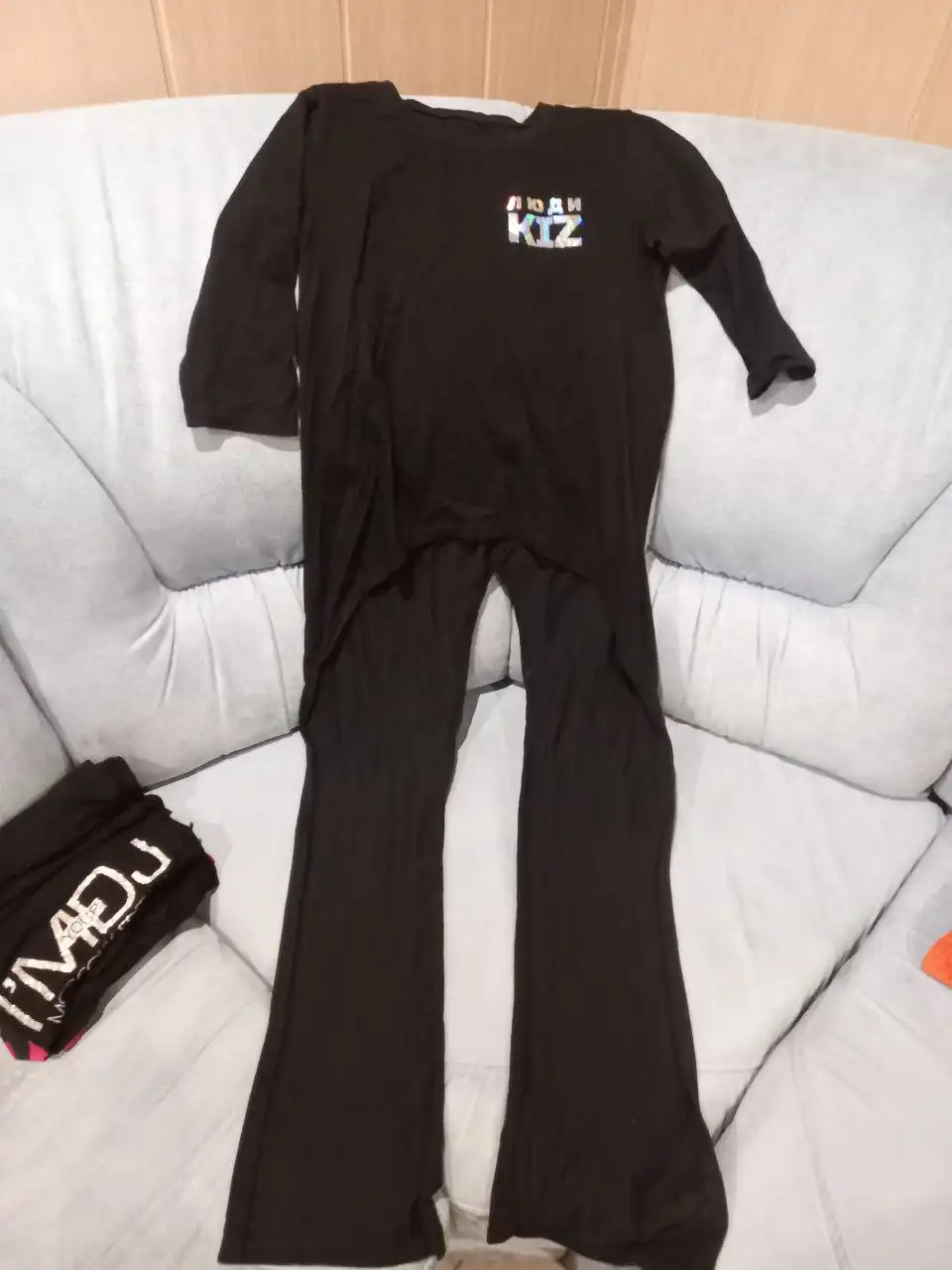 Продажа костюма и туник размера 44-46 - Женская одежда (Одежда) в Москва