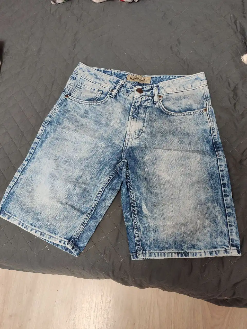 Мужские джинсовые шорты размер 46 - Мужская одежда (Одежда) в Москва