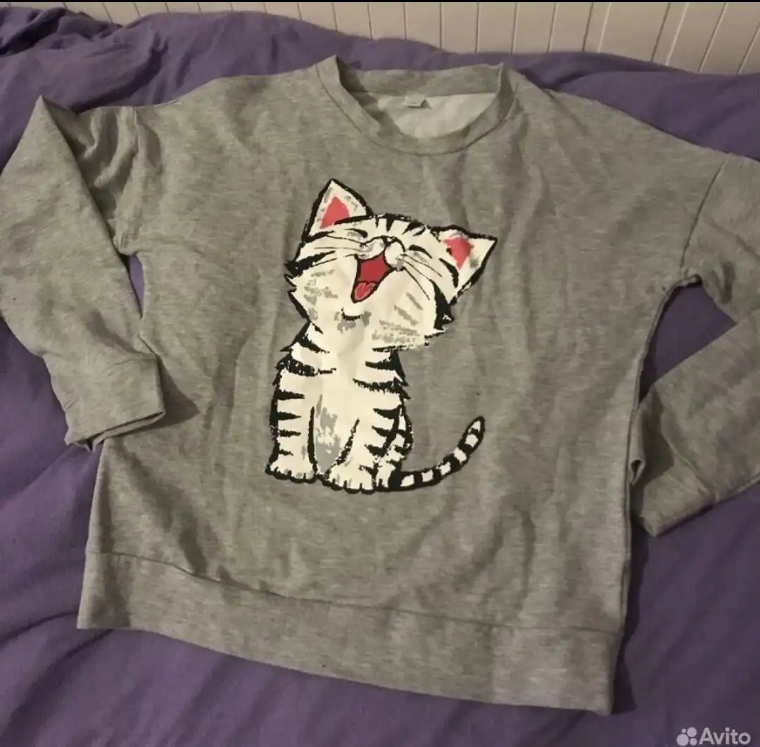 Б/у кофты и свитшоты с принтами