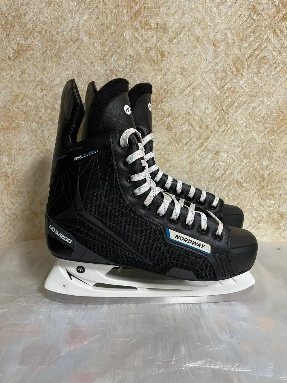 Продам коньки хоккейные Nordway 46 размер
