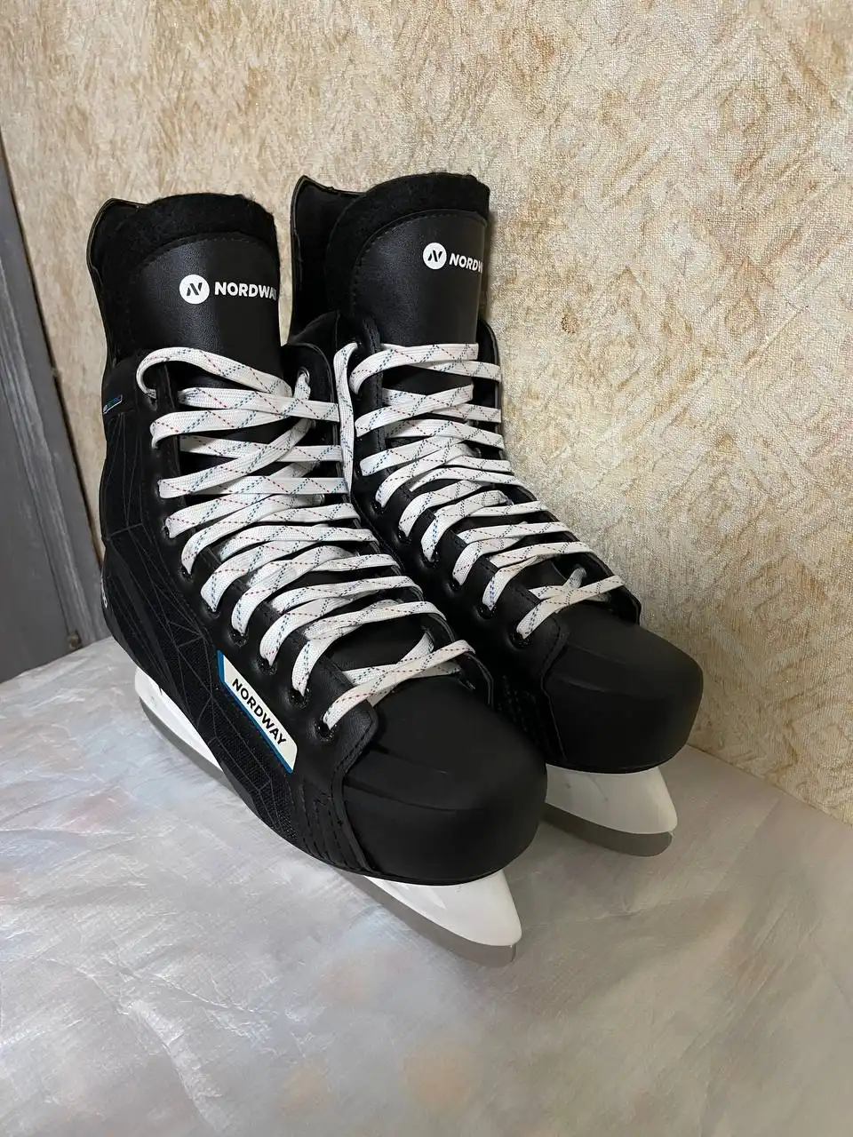 Продам коньки хоккейные Nordway 46 размер