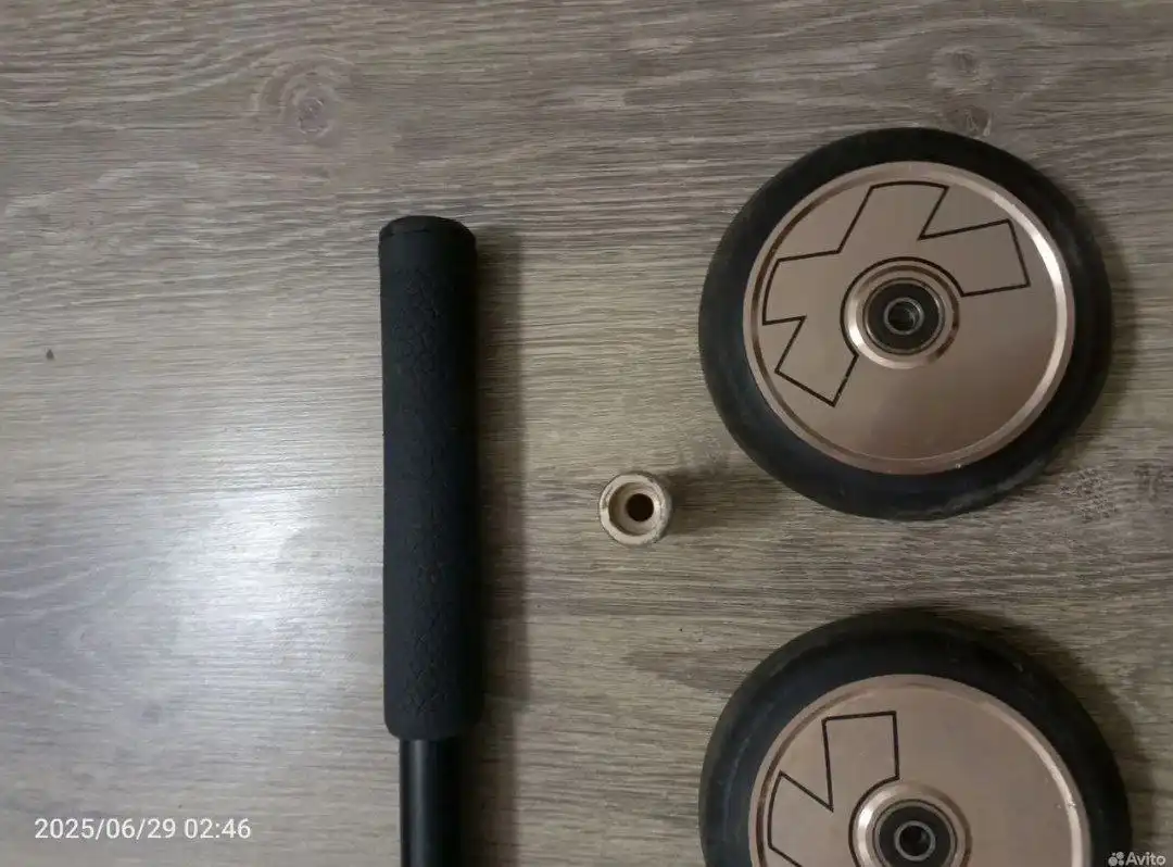 Продажа деталей от трюкового самоката