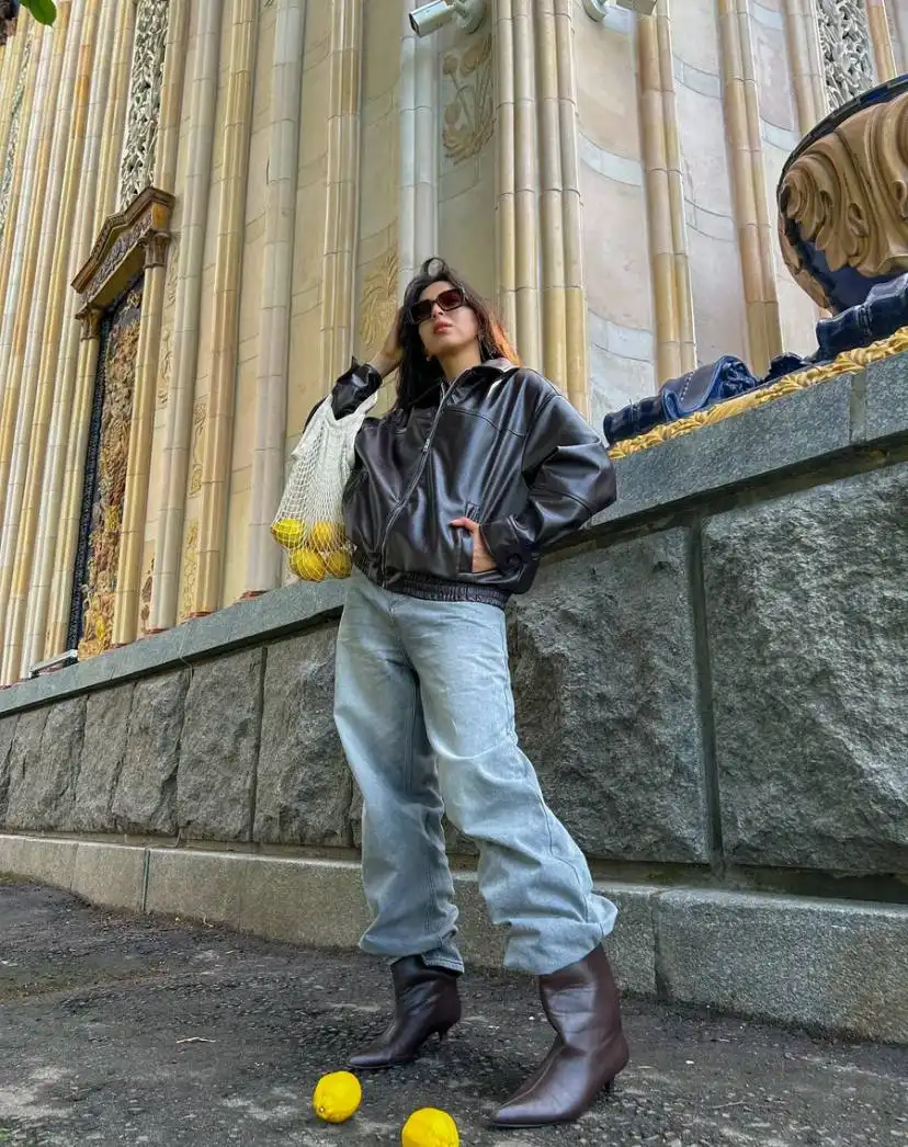 Бомбер женский оверсайз - Верхняя одежда (Одежда) в Москва