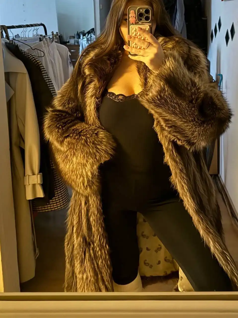 Шуба из енота - Одежда (Барахолка) в Москва