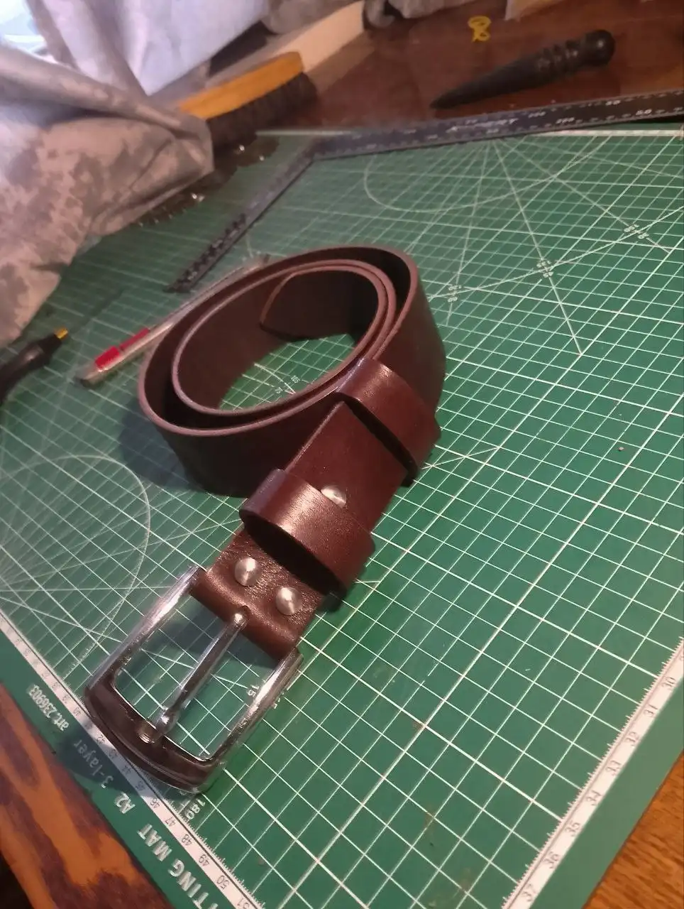 Кожаный ремень ручной работы из итальянской натуральной кожи - Аксессуары (Одежда) в Москва