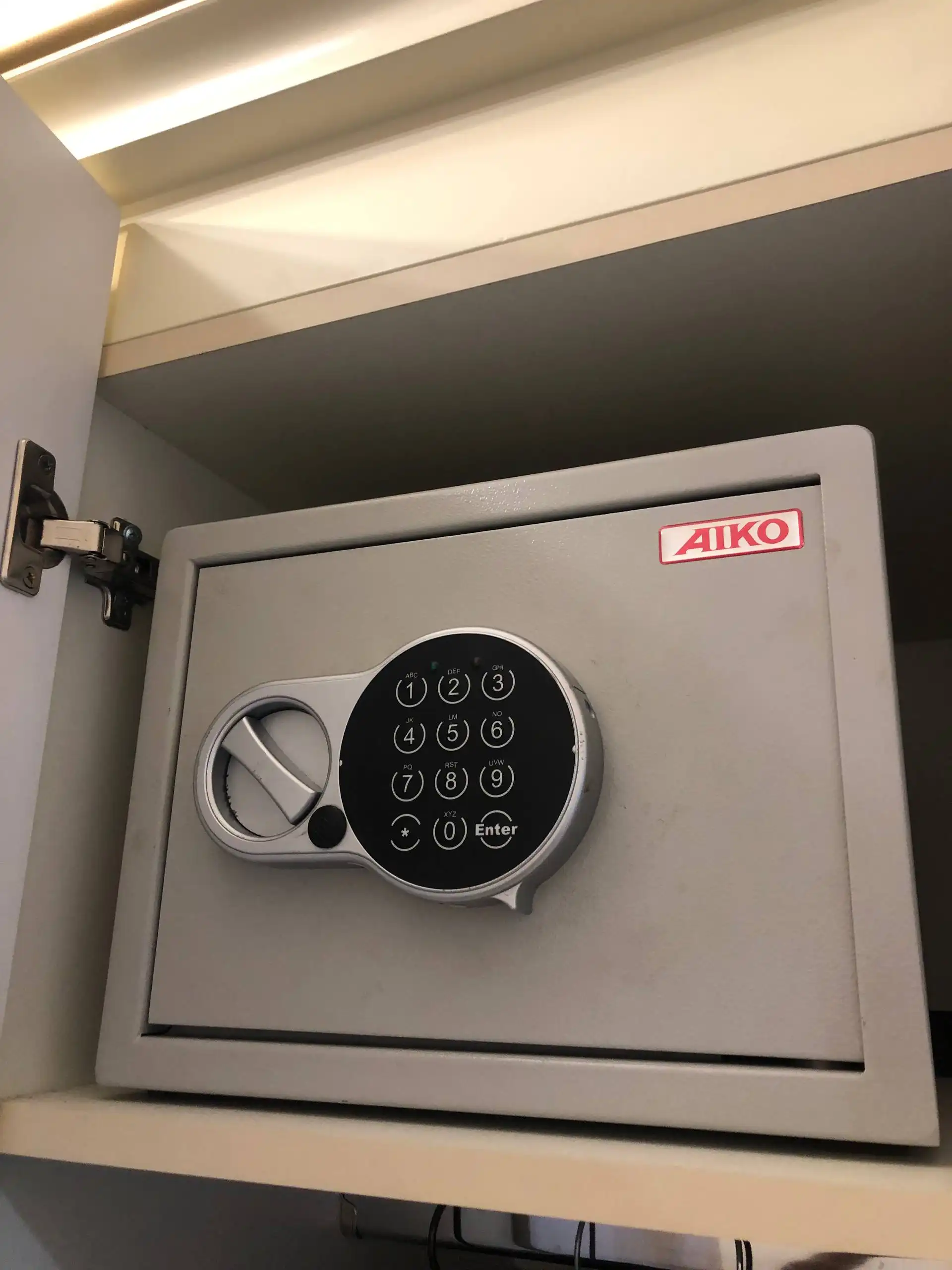 Продам сейф - Барахолка в Москва