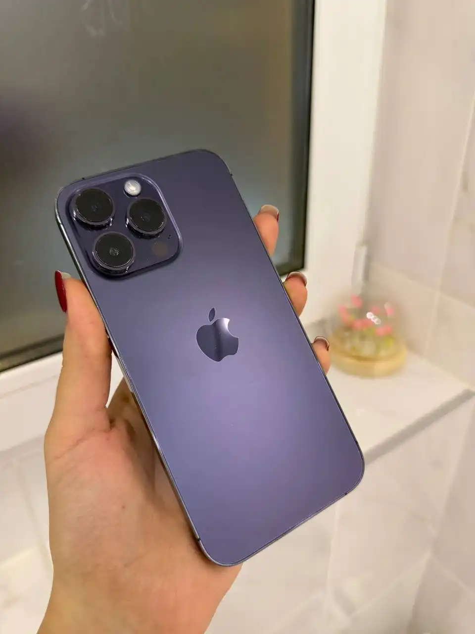 Продам IPhone 14 Pro Max б/у - Смартфоны (Электроника) в Москва