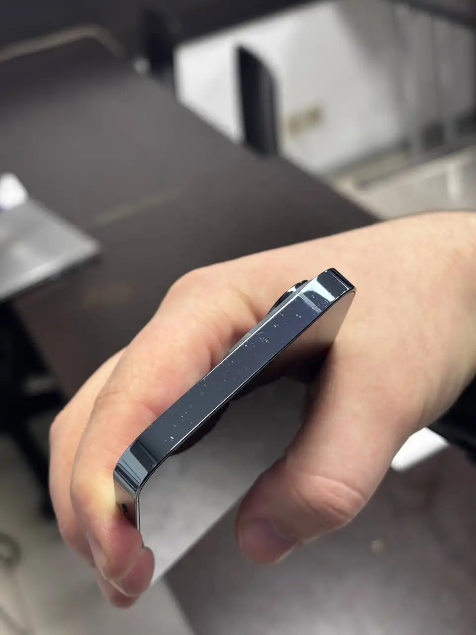 iPhone 13 Pro 128GB с царапинами на экране - Смартфоны (Электроника) в Москва