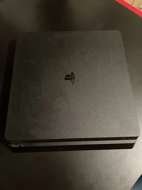 PS4 Slim 500GB с играми и аксессуарами - Стайлеры/Устройства для укладки волос в Москва