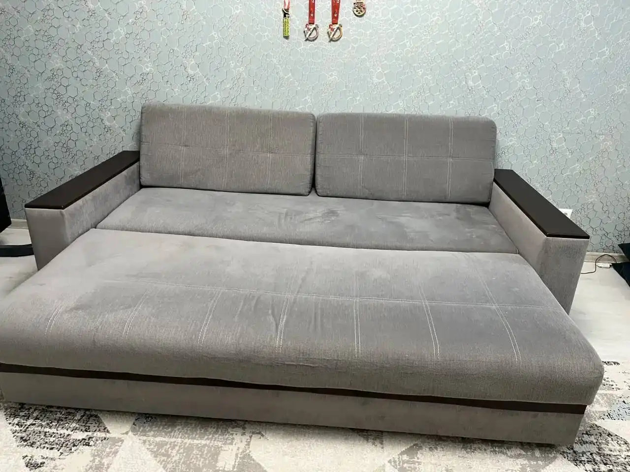 Диван Мадрид из Хофф в хорошем состоянии - Мебель (Для дома и дачи) в Москва