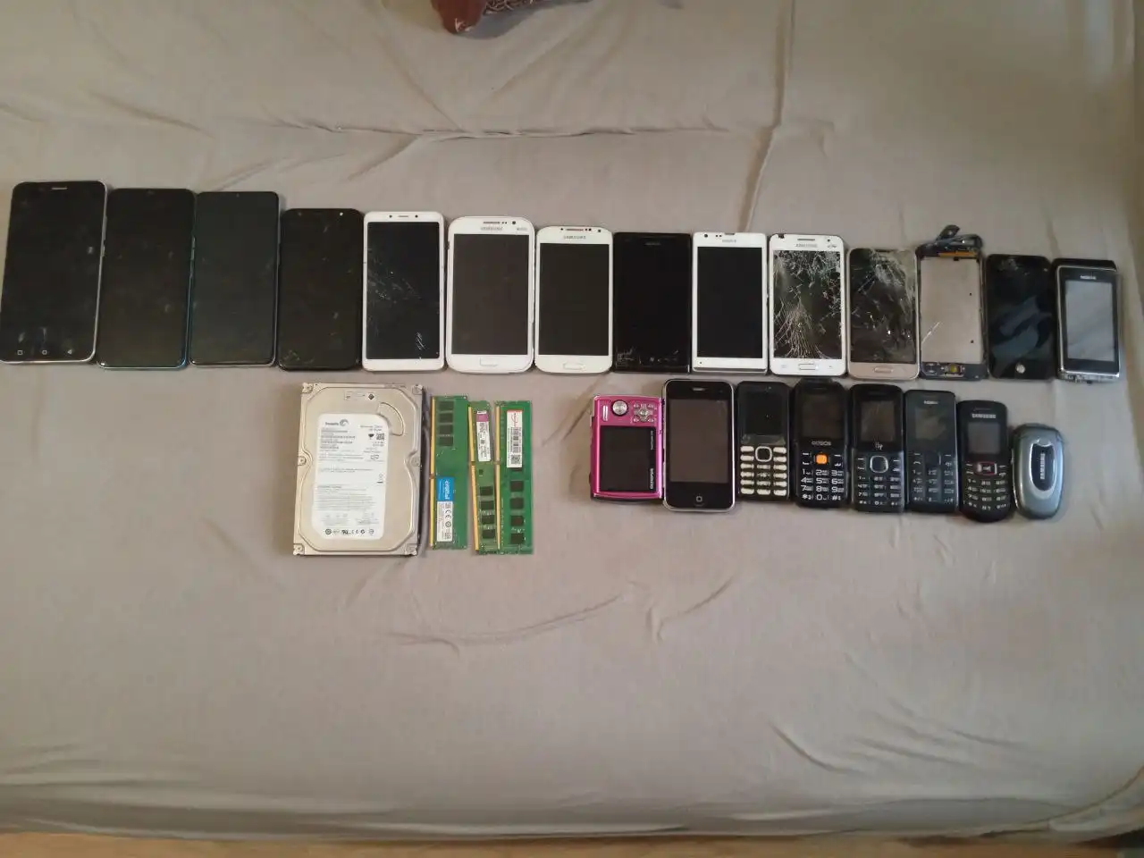 Продам множество техники - Техника (Барахолка) в Москва