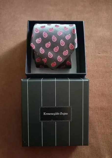 Галстук Ermenegildo Zegna из Италии - Костюмы в Москва