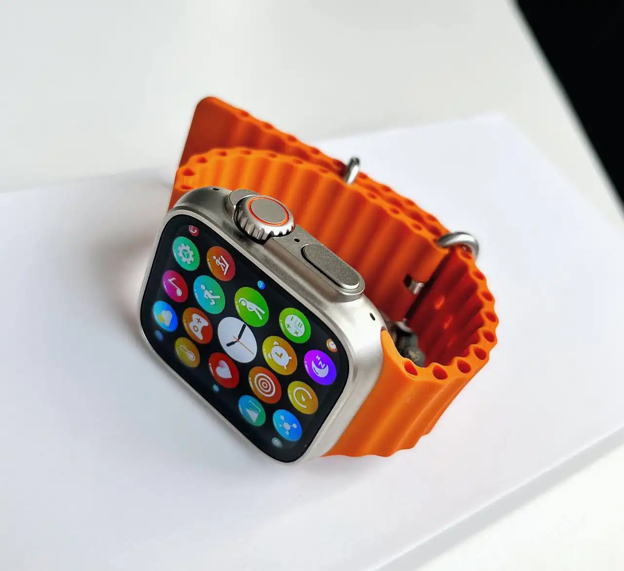 Продажа новых AirPods PRO 2 и Apple Watch Ultra - Гаджеты и аксессуары (Электроника) в Москва