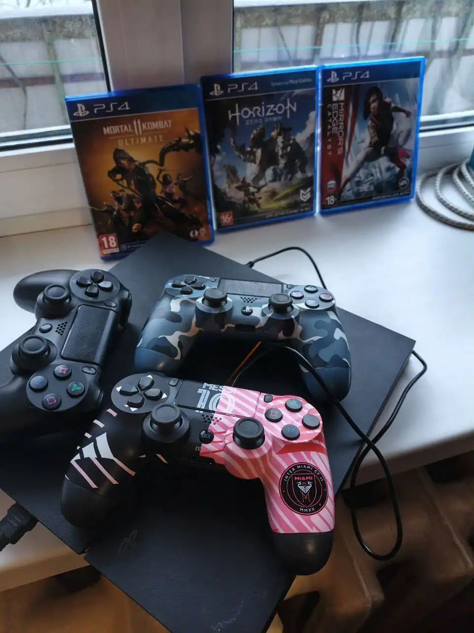 Продажа PlayStation 4 512 ГБ с играми - Игровые приставки (Электроника) в Москва