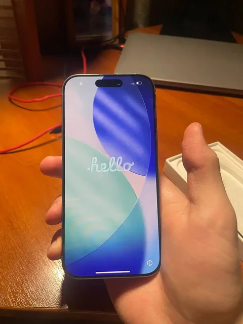 iPhone 16 Pro 128GB в отличном состоянии - Стайлеры/Устройства для укладки волос в Москва