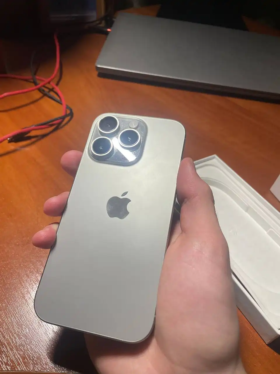 iPhone 16 Pro 128GB Натуральный титан - Смартфоны (Электроника) в Москва