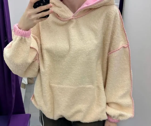 Продажа одежды размер 50-54 - Кроссовки в Москва