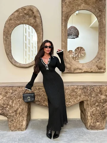 Платье новое 44-46 размер - Кроссовки в Москва