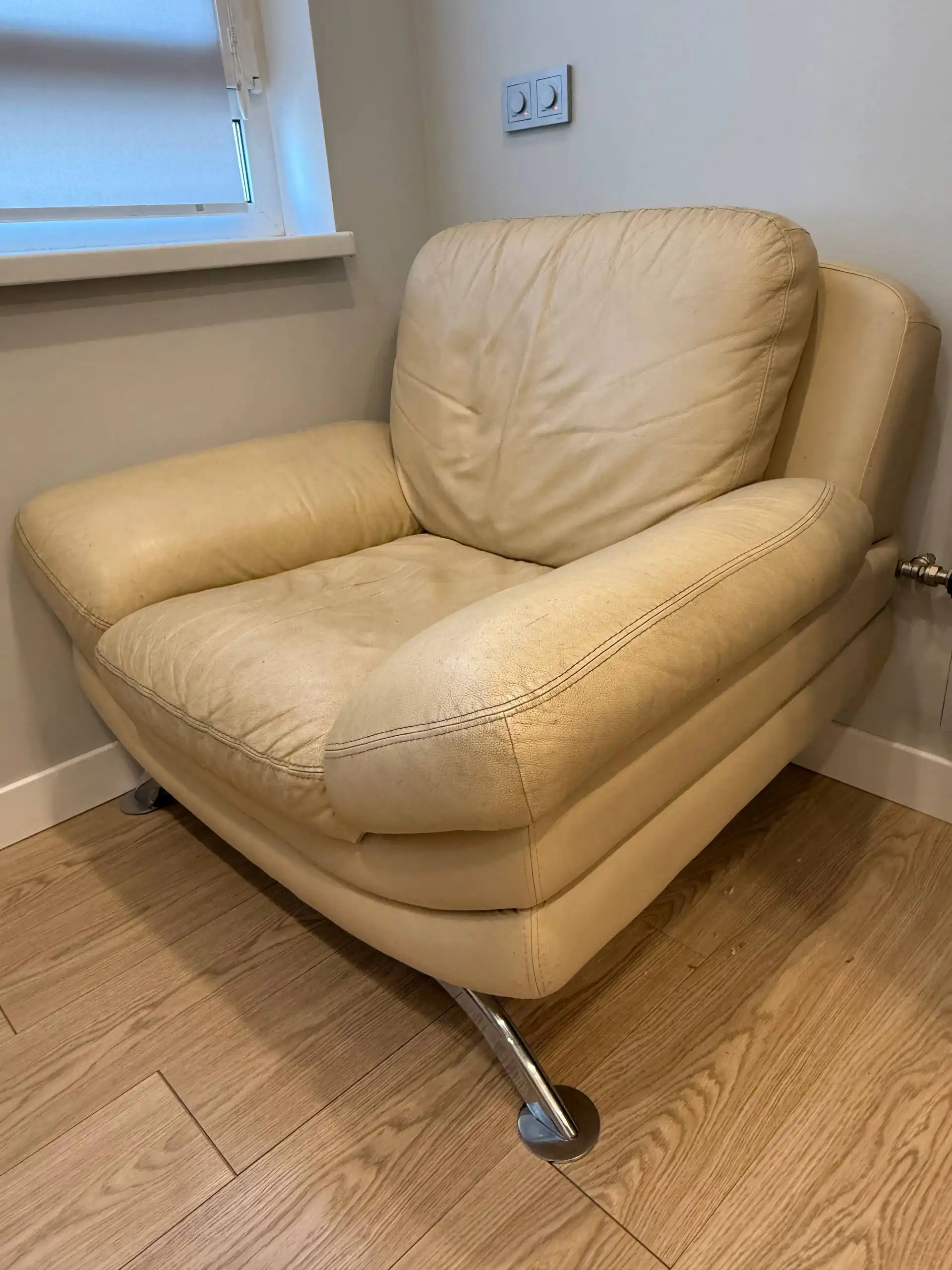 Продам диван и кресло - Мебель (Барахолка) в Москва