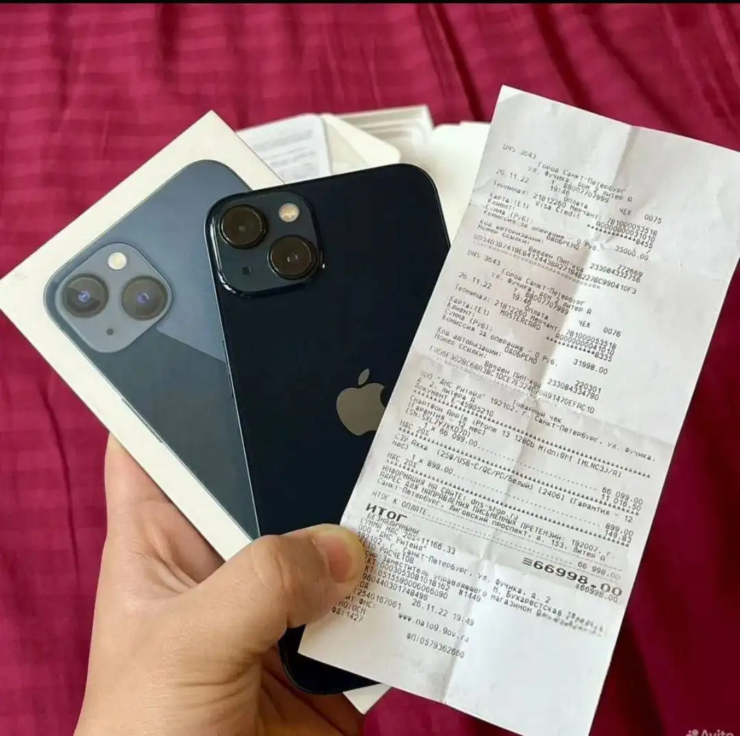 Продам айфон 13 в идеальном состоянии - Смартфоны (Электроника) в Москва