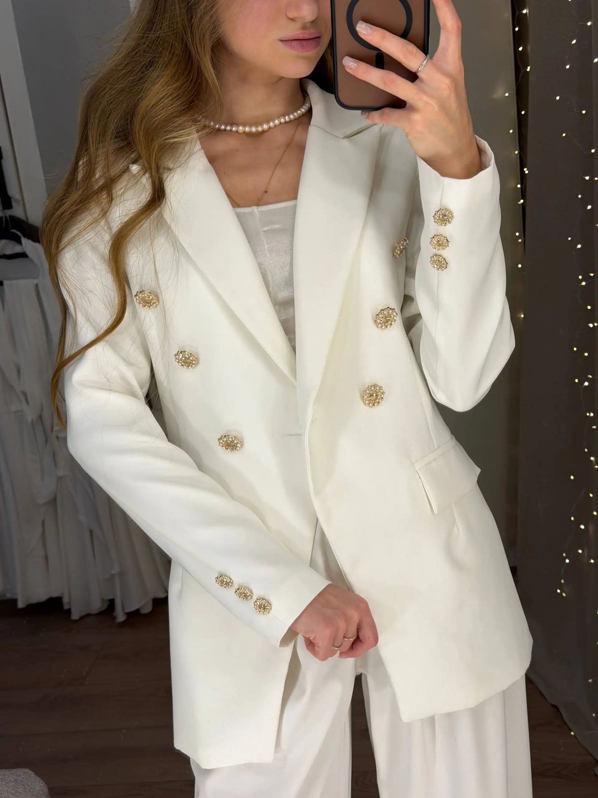 Пиджак размер 40-42 с дорогой фурнитурой - Пиджаки (Одежда) в Москва