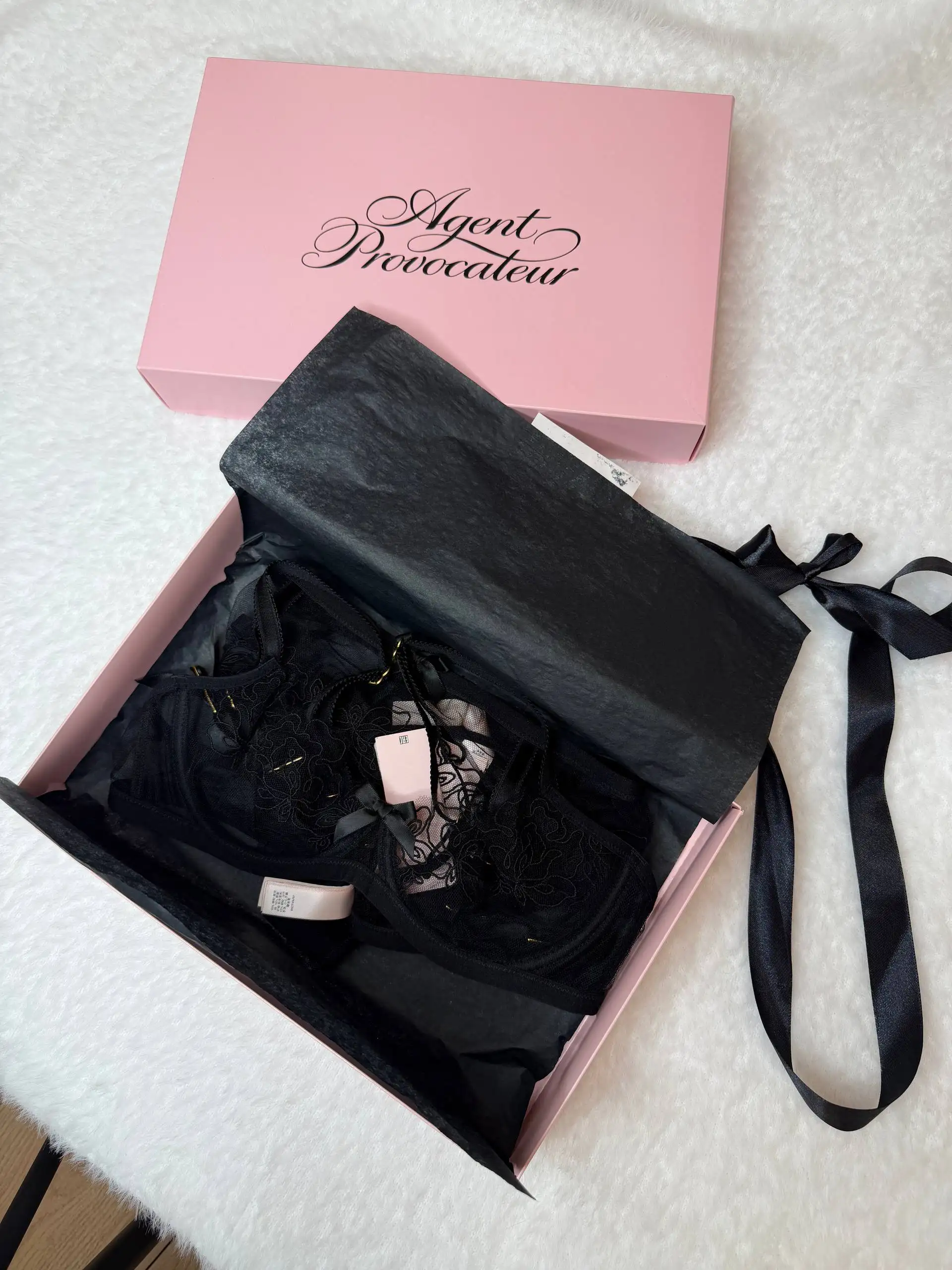 Комплект нижнего белья Agent Provocateur новый с бирками - Нижнее белье (Одежда) в Москва