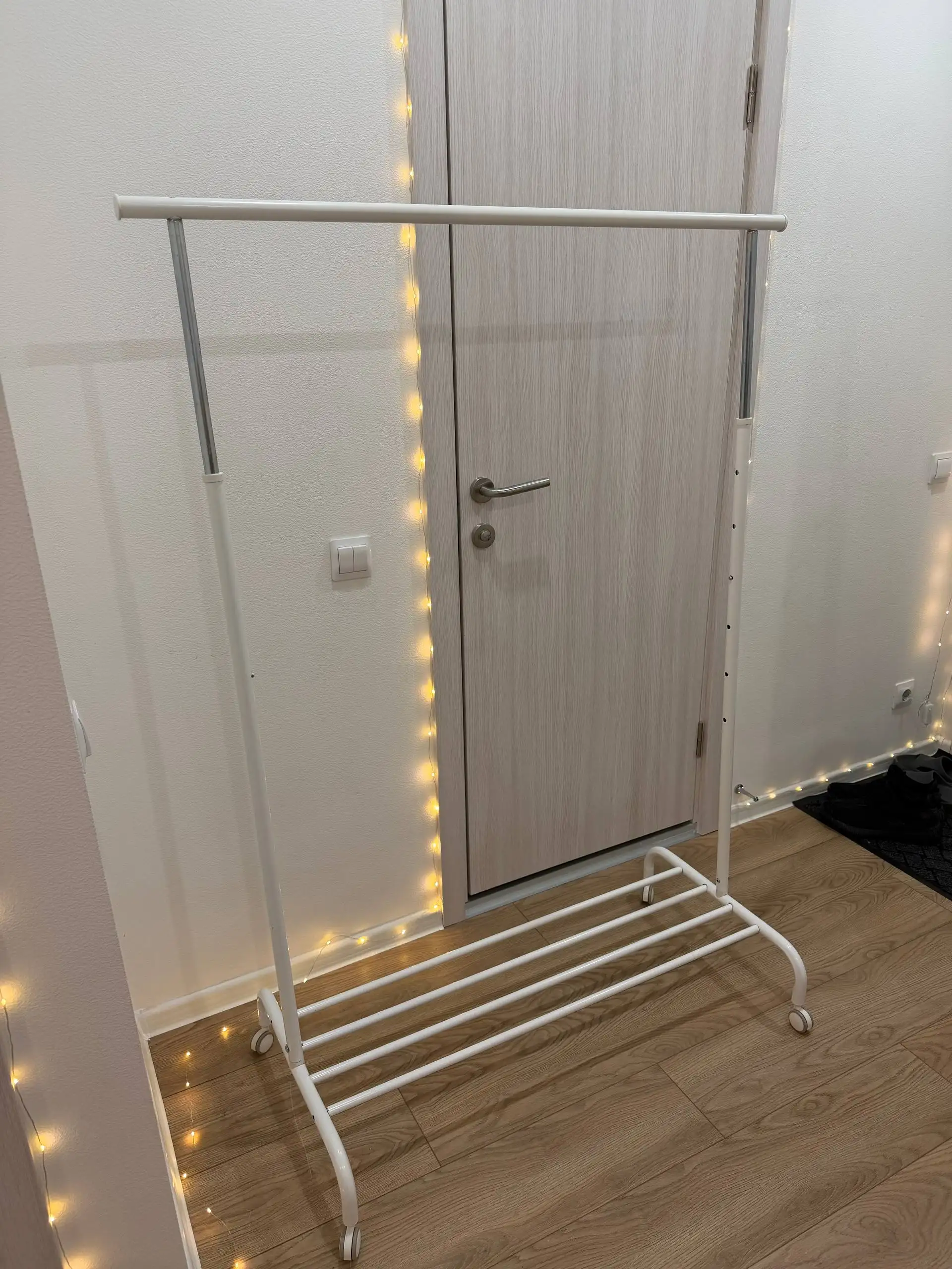 Стойка вешалка ИКЕА - Мебель (Барахолка) в Москва