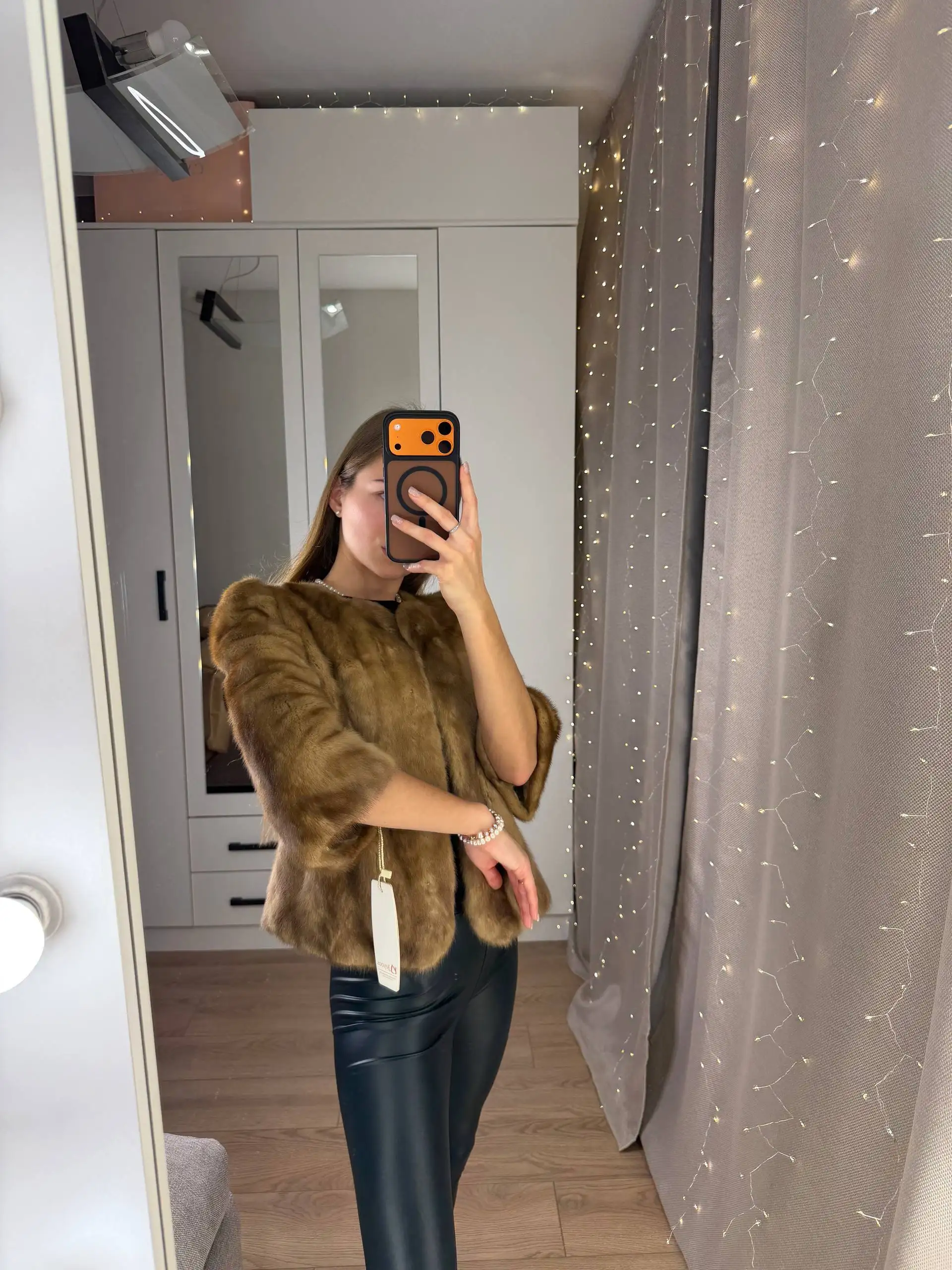 Норковый полушубок новый с этикеткой - Верхняя одежда (Одежда) в Москва