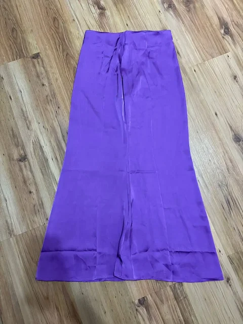 Фиолетовая шелковая юбка макси - Брюки в Москва