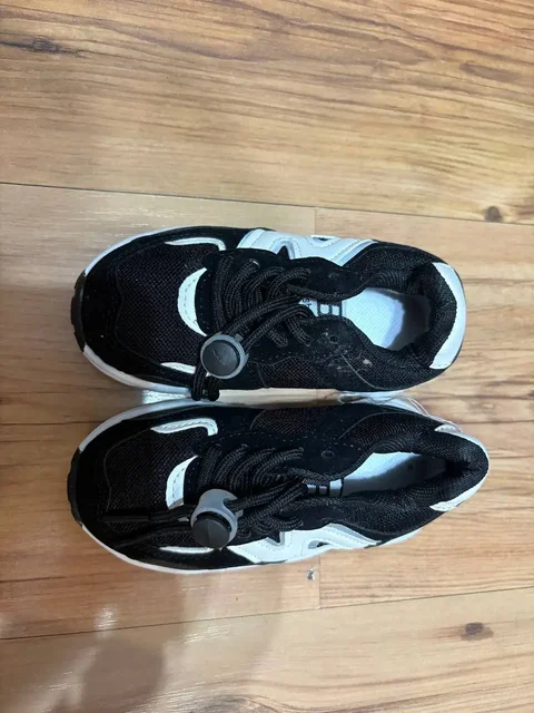 Кроссовки детские 24 размер - Брюки в Москва