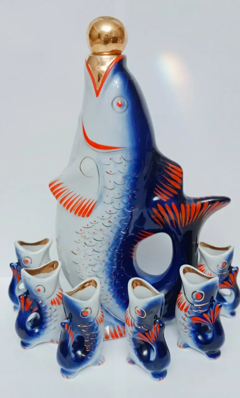 Фарфоровый комплект «Семейство карпов» - Барахолка в Москва