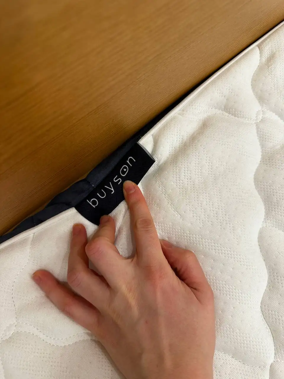 Продам матрас Buyson BuyLuxe новый 140x200 - Мебель (Барахолка) в Москва