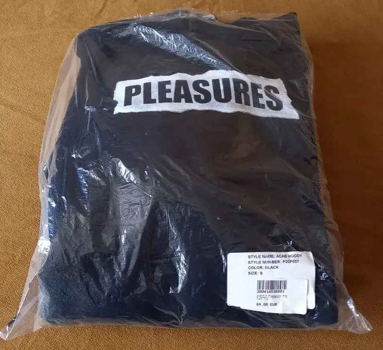 Продам худи Pleasures (independent) размер S - Худи (Одежда) в Москва