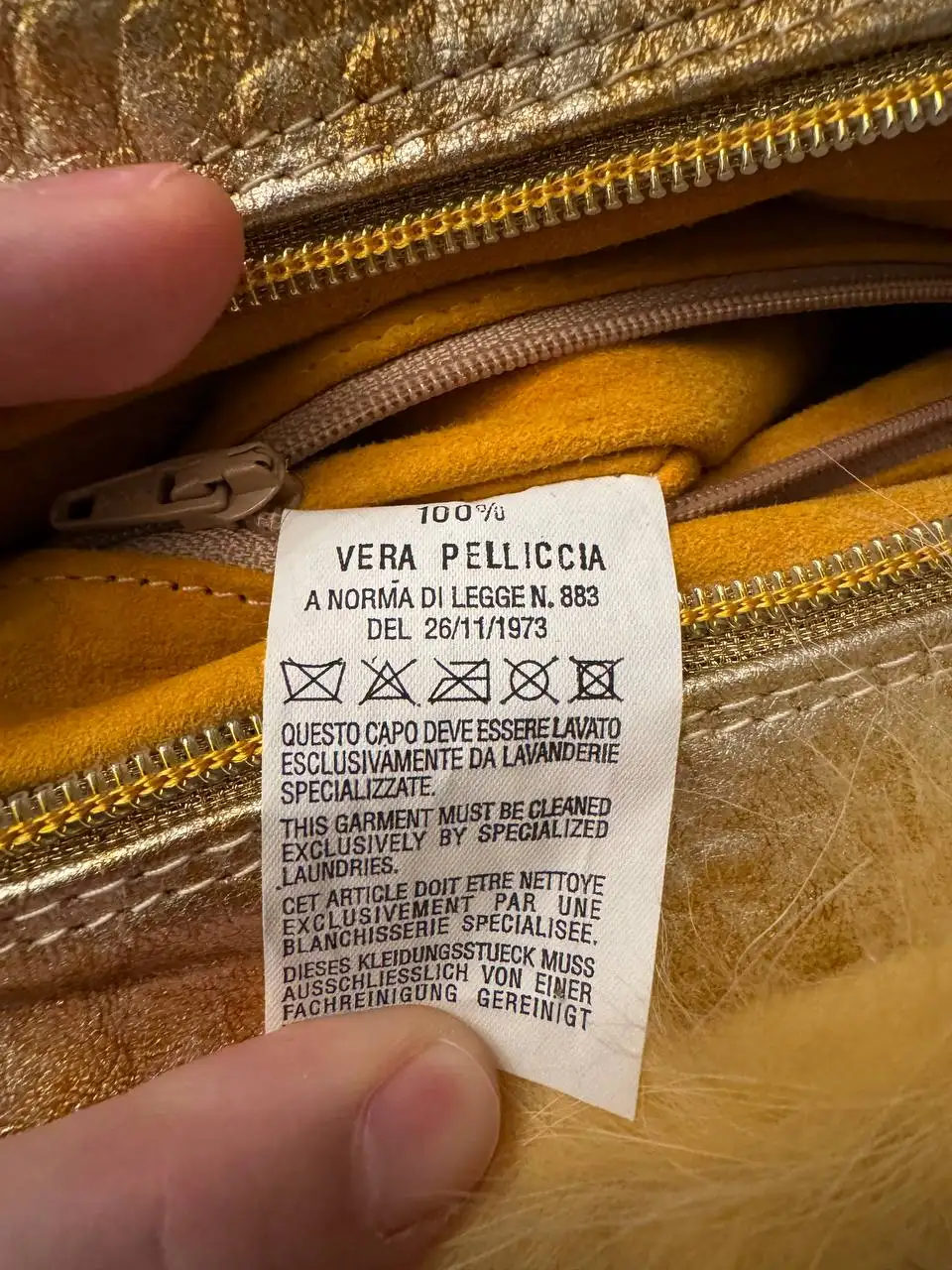 Продам сумку Vera Pellicia из натурального меха и кожи - Аксессуары (Барахолка) в Москва